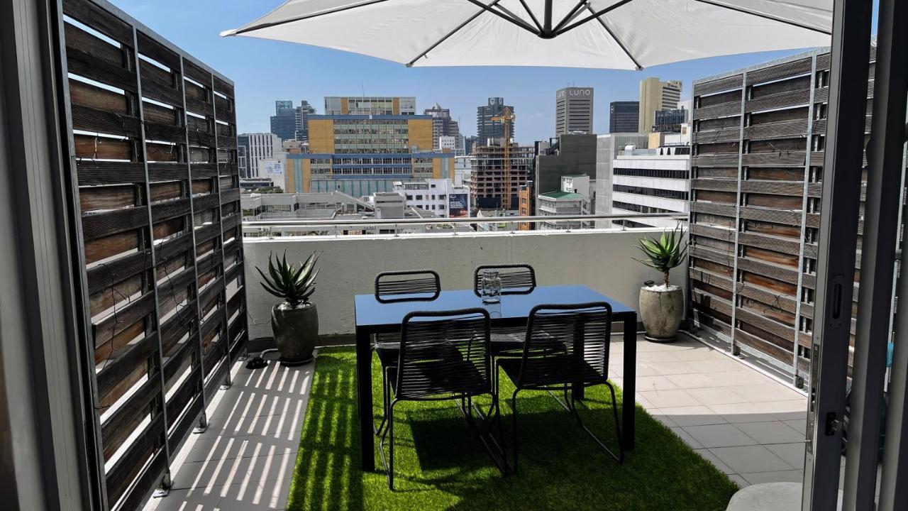 Modern Luxury Studio With Breathtaking City Views - No Load Shedding Кейптаун Экстерьер фото