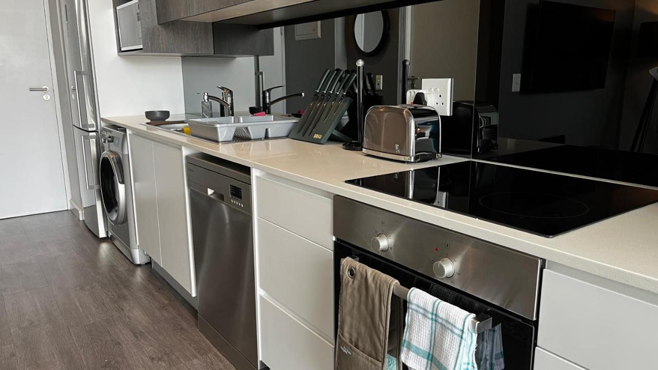 Modern Luxury Studio With Breathtaking City Views - No Load Shedding Кейптаун Экстерьер фото